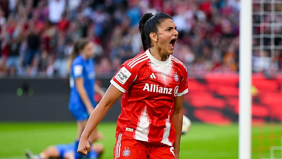 Bayern-Stürmerin Jovana Damnjanovic traf zum 3:0 gegen Leipzig. (Archivbild) Bayern-Stürmerin Jovana Damnjanovic traf zum 3:0 gegen Leipzig. (Archivbild)