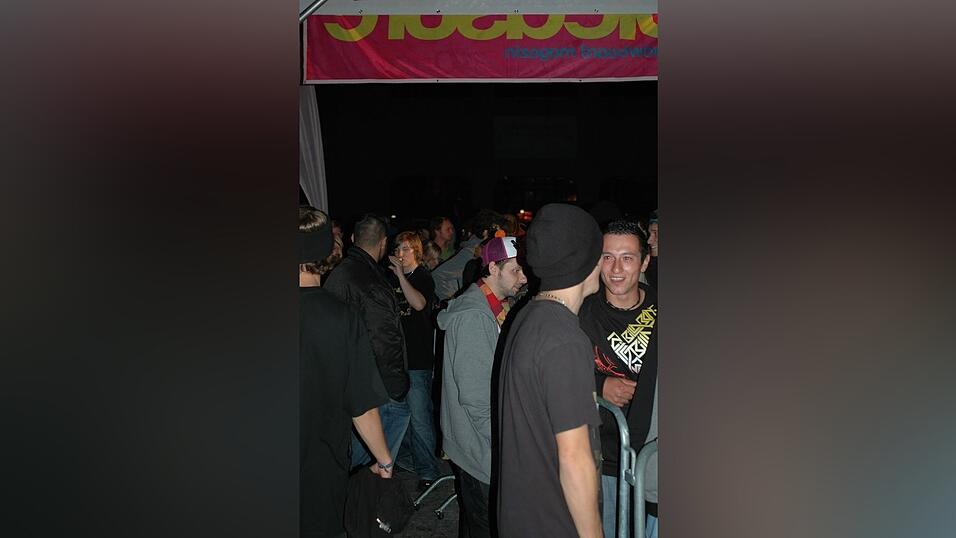 Rund 4000 Boarderfreunde feierten bei der Weltpremiere des neuesten Films von Isenseven, 'Let's go get lost' in M&uuml;nchen.