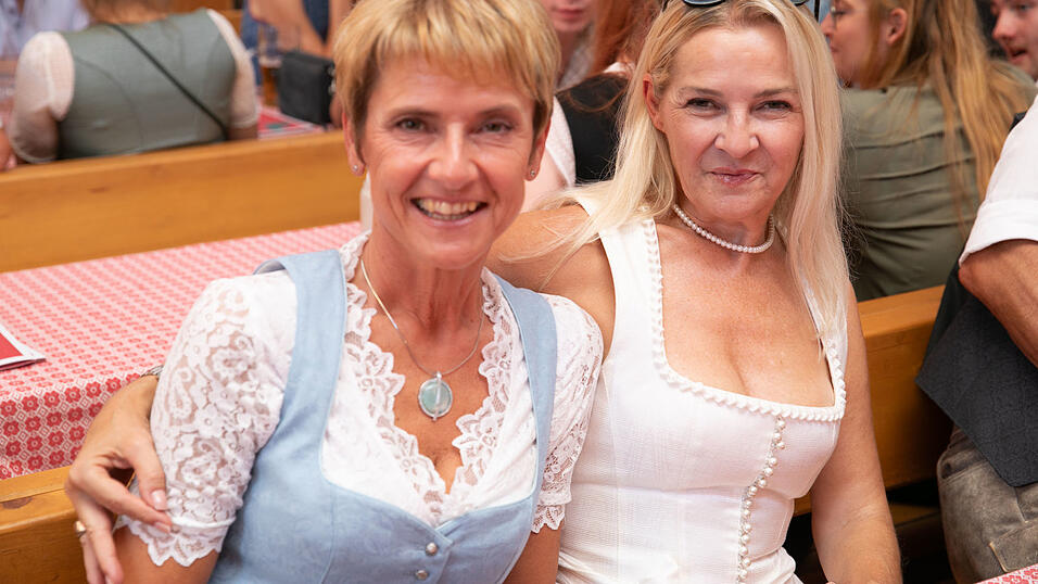 Die Partybilder vom Freitag, 8. August, aus dem Festzelt Krönner. Die Partybilder vom Freitag, 8. August, aus dem Festzelt Krönner.