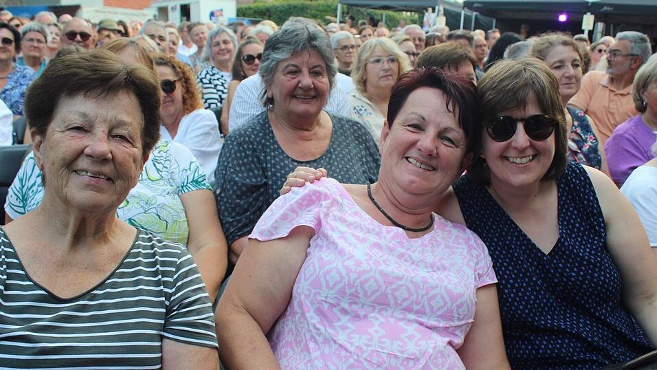 Die Landshuterinnen und Landshuter feierten beim LaSoNa-Open-Air.