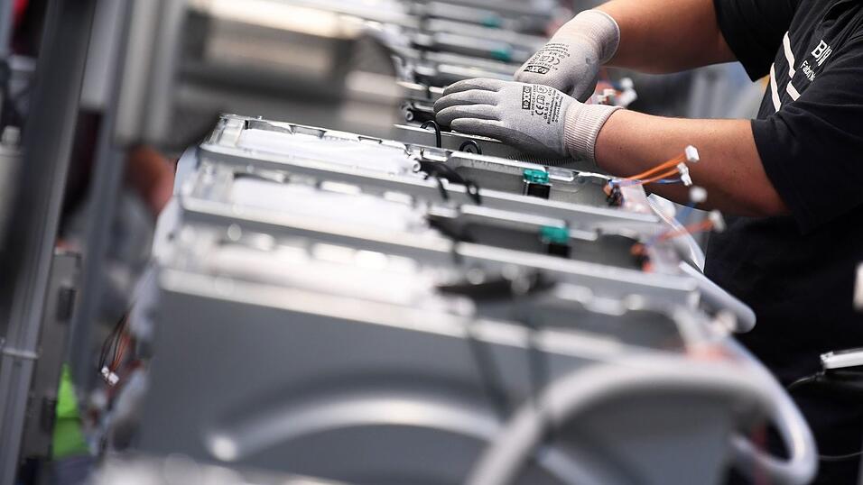 Zweistelliges Auftragsplus im Dezember und auch im Gesamtjahr 2025 mehr Bestellungen als ein Jahr zuvor: In der Elektroindustrie kommen nimmt die Hoffnung zu. (Symbolbild)