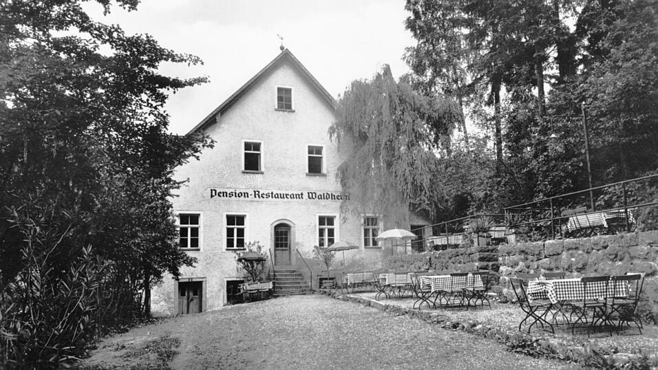 1950 eröffneten Josef und Isabella Hauer Pension und Restaurant „Waldheim“.