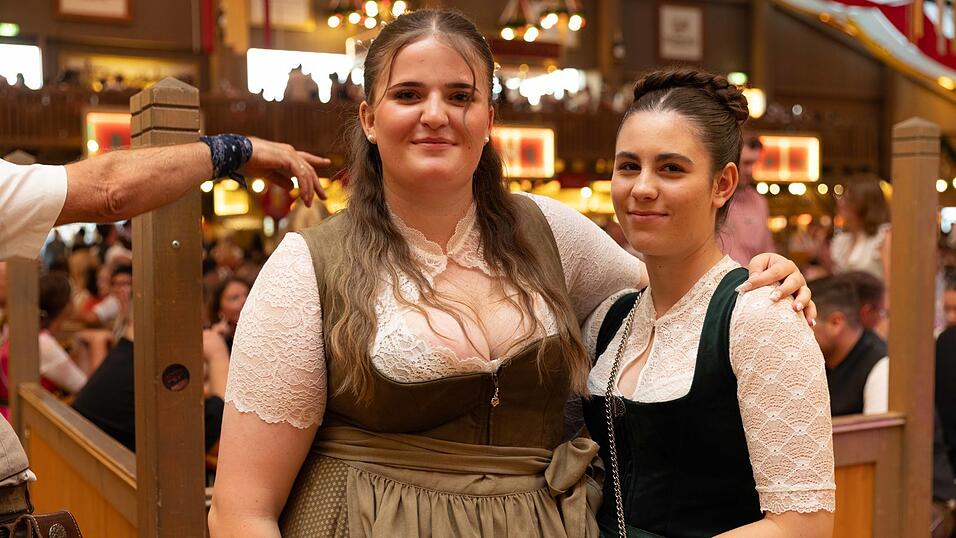 Die Partybilder vom Samstag, 8. August, aus dem Festzelt Krönner. Die Partybilder vom Samstag, 8. August, aus dem Festzelt Krönner.