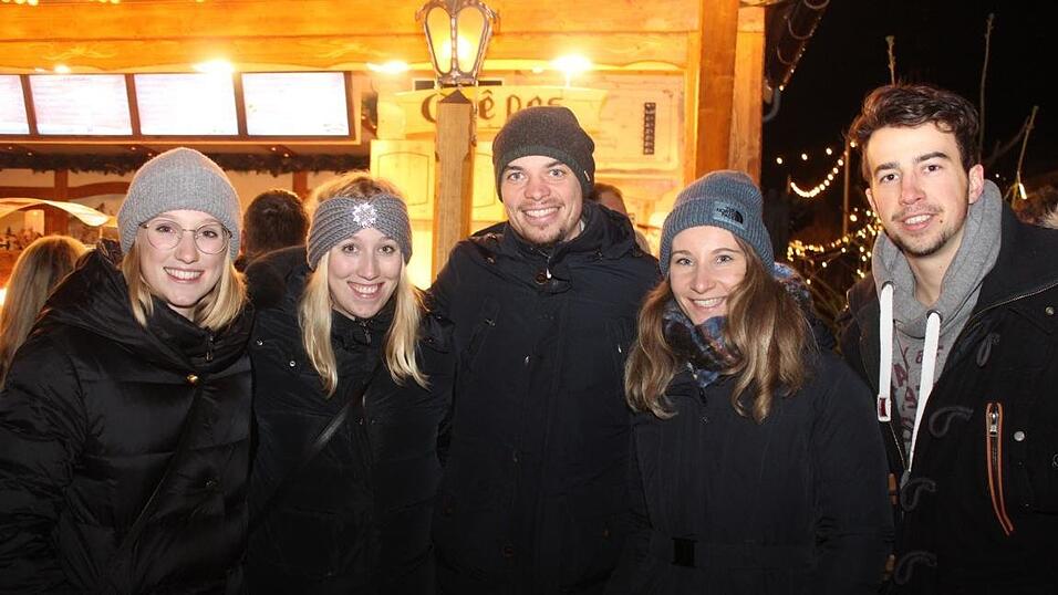 Das sind die Bilder vom Samstag auf dem Landshuter Christkindlmarkt. Das sind die Bilder vom Samstag auf dem Landshuter Christkindlmarkt.