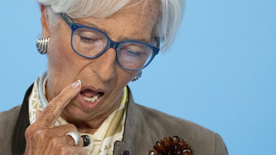 Die Euro-Währungshüter um EZB-Präsidentin Christine Lagarde haben einen gut bestückten Instrumentenkasten für Krisen im Euroraum. (Archivbild)