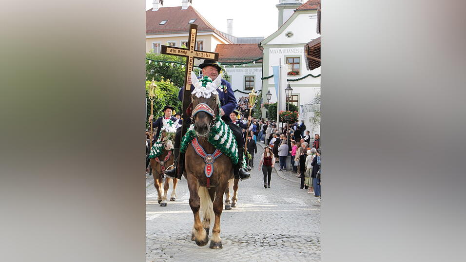 613 Jahre Kötztinger Pfingstritt 613 Jahre Kötztinger Pfingstritt