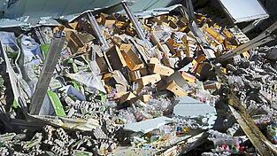 Fast nur noch Matsch: Bereits zu Beginn des Jahres ereignet sich ein schwerer Lkw-Unfall auf der A 93. Die Ladung: 15 Tonnen Eier.