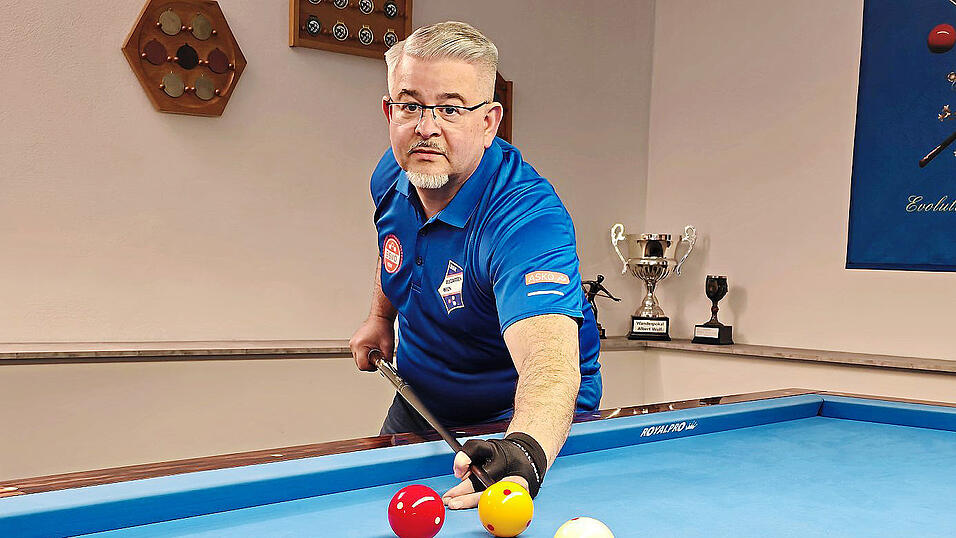 Als bayerischer Top-Billardspieler nimmt Renaldi Schneeberger das Queue auch als Legionär für den Wiener Billardsportklub Augarten in der Österreichischen Bundesliga in die Hand. Als bayerischer Top-Billardspieler nimmt Renaldi Schneeberger das Queue auch als Legionär für den Wiener Billardsportklub Augarten in der Österreichischen Bundesliga in die Hand.