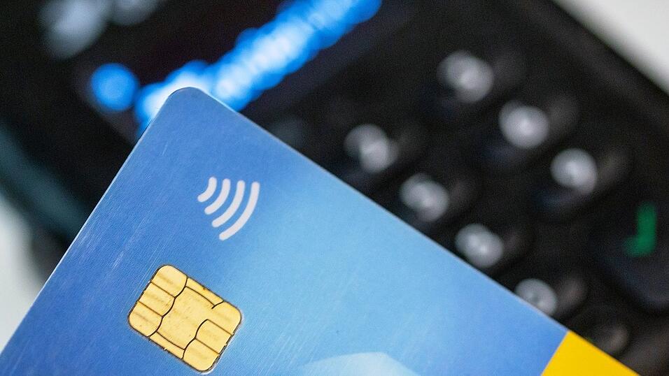 Die Girocard ist Deutschlands meistgenutzte Bezahlkarte. (Symbolbild) Die Girocard ist Deutschlands meistgenutzte Bezahlkarte. (Symbolbild)