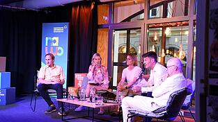 Engagiert und nah an den Fragen der Zeit: In der Podiumsdiskussion ging es um nichts weniger als die Zukunft von Wohlstand, Wirtschaft und Gesellschaft.
