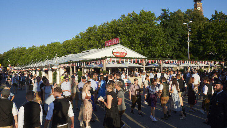 Die Partybilder vom Freitag, 8. August, aus dem Festzelt Lechner. Die Partybilder vom Freitag, 8. August, aus dem Festzelt Lechner.