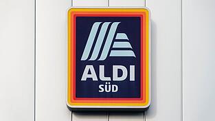Aldi Süd ist einer der größten Lebensmittelhändler in Deutschland. Aldi Süd ist einer der größten Lebensmittelhändler in Deutschland.