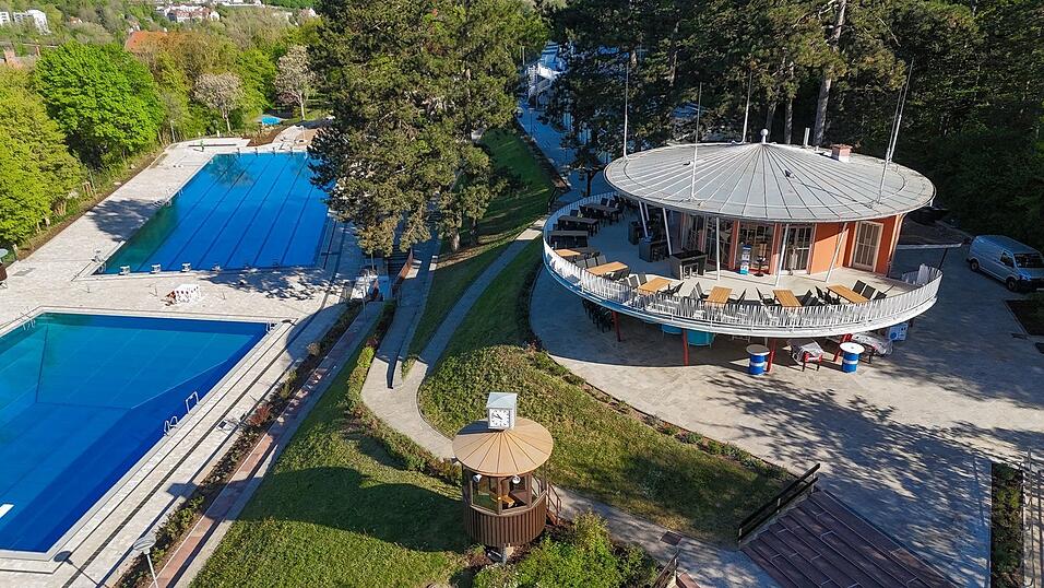 Am 15. Mai er&ouml;ffnet das Terrassenschwimmbad im unterfr&auml;nkischen Bad Kissingen nach einer umfassenden Sanierung wieder. (Handout)