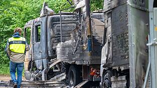 Auch ein Anschlag auf Polizeifahrzeuge z&auml;hlt zu der mutma&szlig;lichen Serie - der 32-J&auml;hrige gilt hier aber nicht als Beschuldigter. (Archivfoto)
