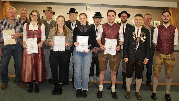 Im Rahmen der Versammlung wurden auch treue Mitglieder geehrt.