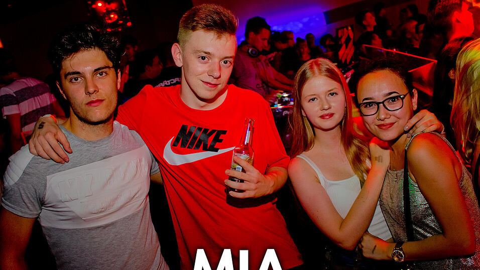 Beste Stimmung auf der Oberstufenparty im Mia Nightclub in Cham. Beste Stimmung auf der Oberstufenparty im Mia Nightclub in Cham.