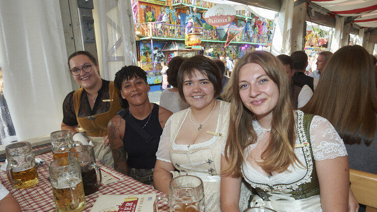 Die Partybilder vom Samstag, 16. August, aus dem Festzelt Lechner. Die Partybilder vom Samstag, 16. August, aus dem Festzelt Lechner.