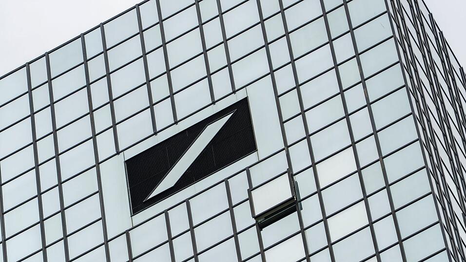 Deutschlands größtes Geldhaus, die Deutsche Bank, schafft es als einziges Institut aus Deutschland unter die Top-10 der Branche in Europa. (Symbolbild) Deutschlands größtes Geldhaus, die Deutsche Bank, schafft es als einziges Institut aus Deutschland unter die Top-10 der Branche in Europa. (Symbolbild)