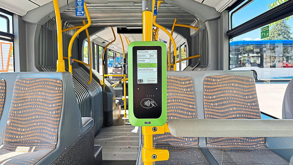 So schauen die Validatoren aus, die ab Anfang 2027 in den Linienbussen montiert sind.
