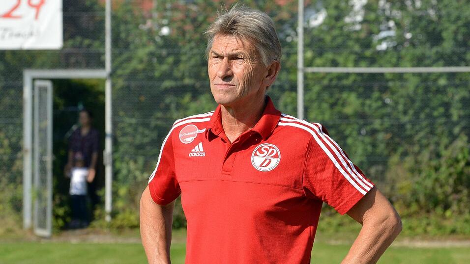 Klaus Augenthaler werden die beiden letzten Tore der Gegner gar nicht geschmeckt haben. Klaus Augenthaler werden die beiden letzten Tore der Gegner gar nicht geschmeckt haben.