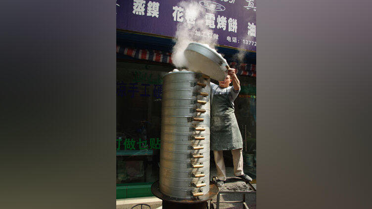 Auf dem Weg nach X'ian, der alten Kaiserstadt. Auf dem Weg nach X'ian, der alten Kaiserstadt.