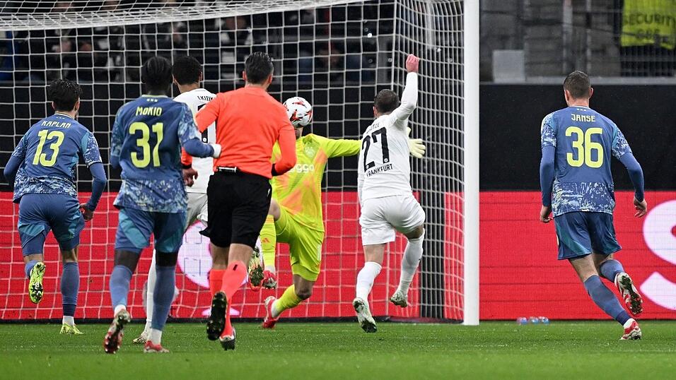 Eintracht Frankfurt steht im Viertelfinale der Europa League.