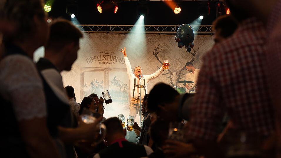 Die Partybilder vom Freitag, 11. August 2023, aus dem Festzelt Weckmann.