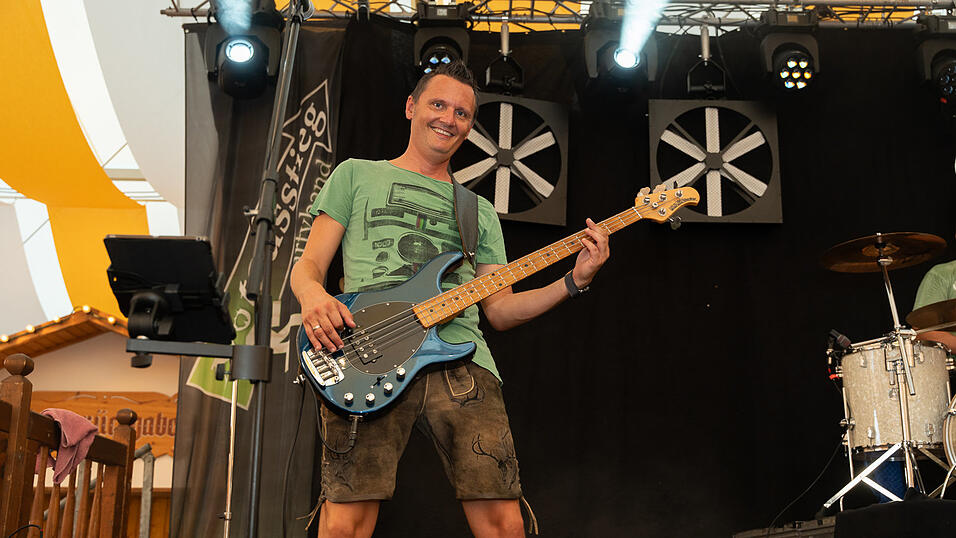 Die Partybilder vom Sonntag, 20. August 2023, aus dem Festzelt Nothaft. Die Partybilder vom Sonntag, 20. August 2023, aus dem Festzelt Nothaft.