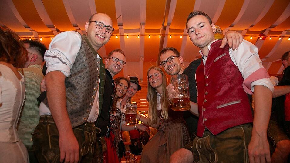 Die Partybilder vom Freitag, 12. August 2022, aus dem Festzelt Nothaft.