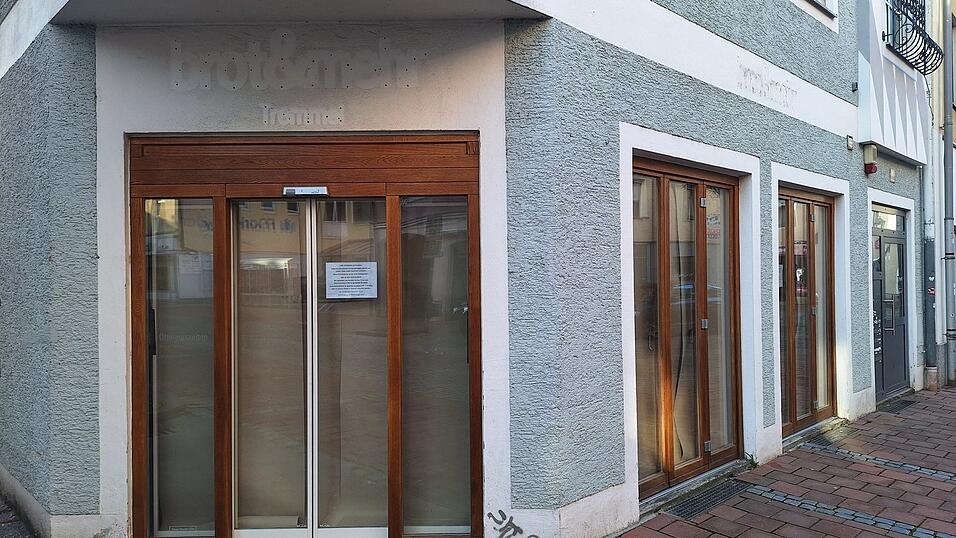 Nun ist sie leer, die ehemalige B&auml;ckerei und Konditorei in der Veilchengasse.