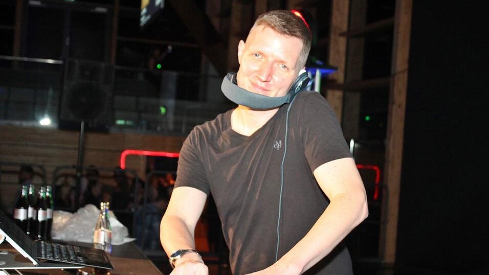 Auf der Eskara &Uuml;30-Party in Essenbach war wieder viel los.