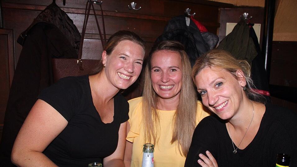 Von wegen Herbsttristesse! Im Beatschuppen in Landshut ging es am gestrigen Freitag wie gewohnt hoch her.