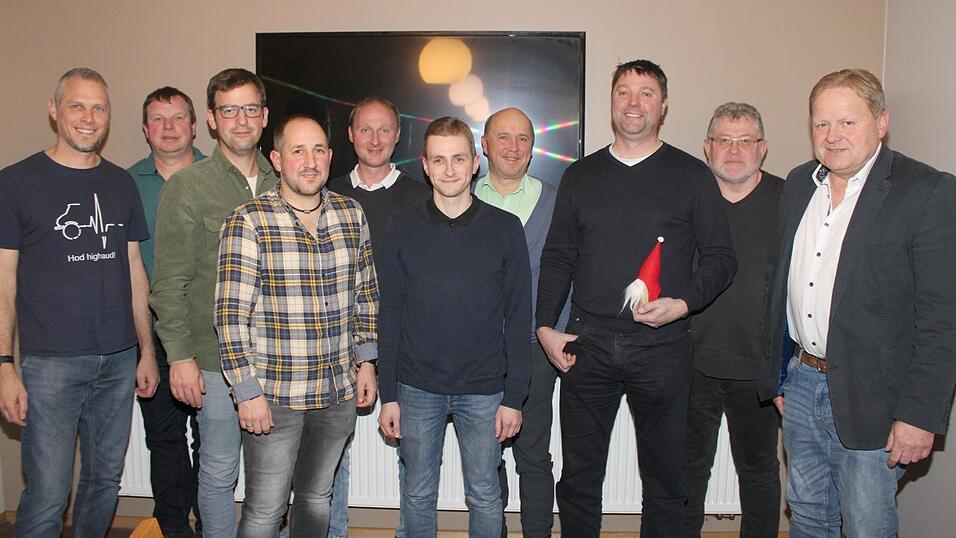 Die Kandidaten der Freien Wählergruppe zusammen mit Bürgermeister Wolfgang Daschner (ganz rechts), der weiterhin die Gemeinde Gleißenberg in die Zukunft führen möchte.