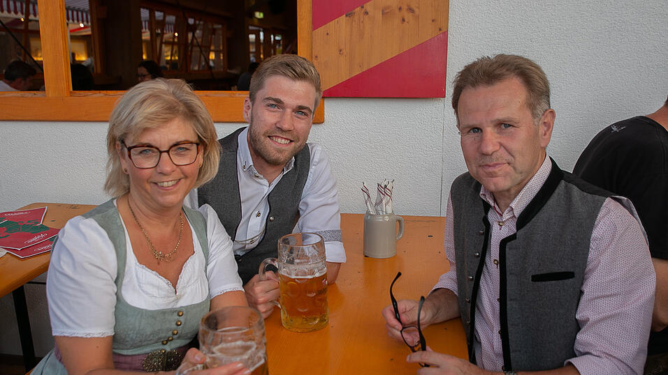 Die Partybilder von Mittwoch, 17. August 2022, aus dem Festzelt Krönner.