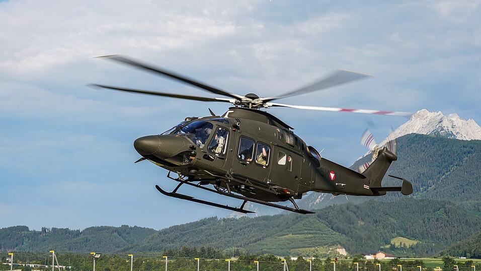 Das Bundesheer stellte zwei Helikopter zur Verf&uuml;gung.