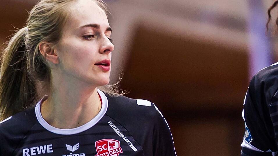 Sandra Szaboova verstärkt NawaRo Straubing im Mittelblock. Sandra Szaboova verstärkt NawaRo Straubing im Mittelblock.