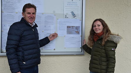 Veronika Sporrer brachte den vierten und letzten Teil der Weihnachtsgeschichte zum Rathaus. Veronika Sporrer brachte den vierten und letzten Teil der Weihnachtsgeschichte zum Rathaus.