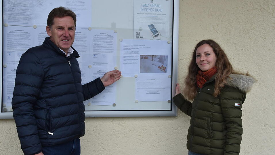 Veronika Sporrer brachte den vierten und letzten Teil der Weihnachtsgeschichte zum Rathaus.