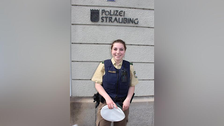 Christina Zankl, 18, macht eine Ausbildung zur Polizistin.