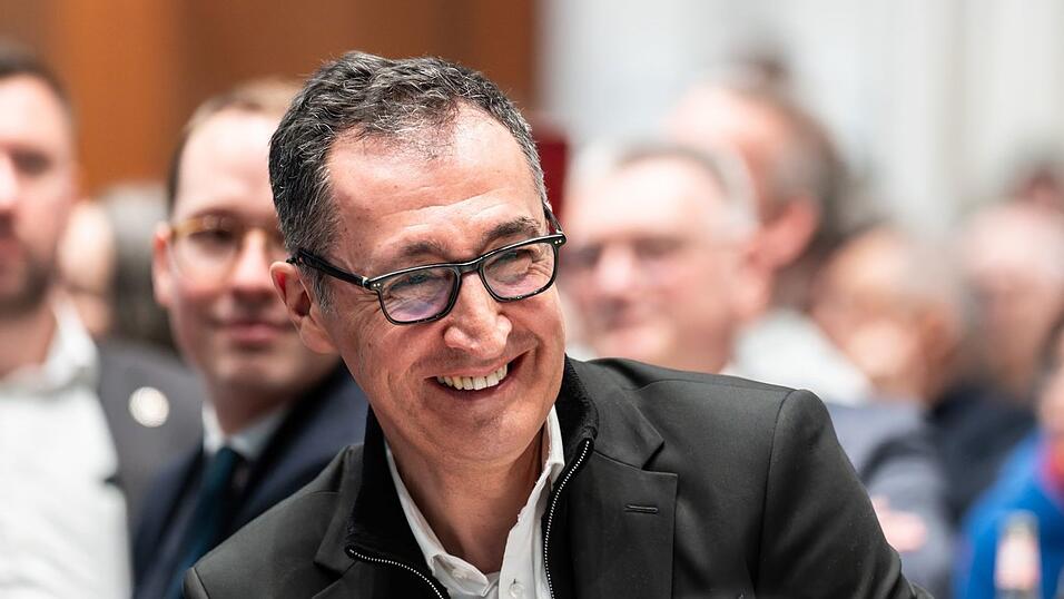 Ist er am Ende des Wahlabends der lachende Sieger? Gr&uuml;nen-Spitzenkandidat Cem &Ouml;zdemir. (Archivbild)