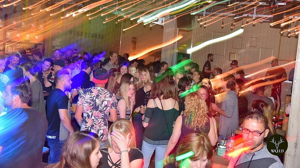 'Hoch die Hände, Wochenende' - so 'Wuid' wurde gefeiert in Straubing. 'Hoch die Hände, Wochenende' - so 'Wuid' wurde gefeiert in Straubing.