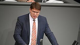 Der AfD-Abgeordnete Steffen Kotré war auch schon in der Talkshow von Moskaus TV-Propagandist Solowjow zugeschaltet. (Archivbild) Der AfD-Abgeordnete Steffen Kotré war auch schon in der Talkshow von Moskaus TV-Propagandist Solowjow zugeschaltet. (Archivbild)