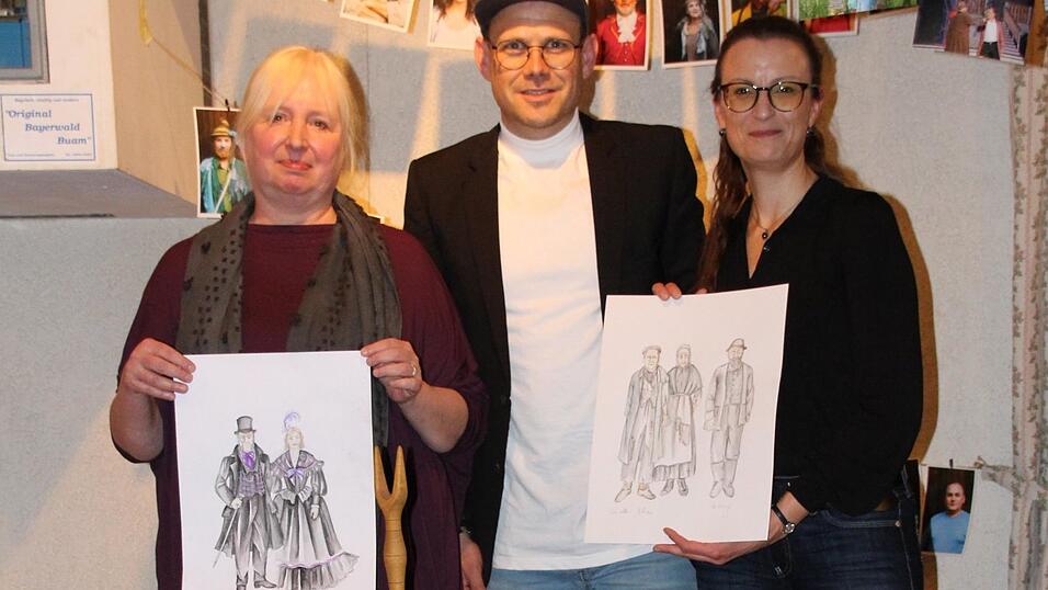 Freuen sich auf das neue St&uuml;ck: (v.l.) Kost&uuml;mbildnerin Antje Adamson, Regisseur Sascha Edenhofer und Dramaturgin Barbara Sch&ouml;neberger.