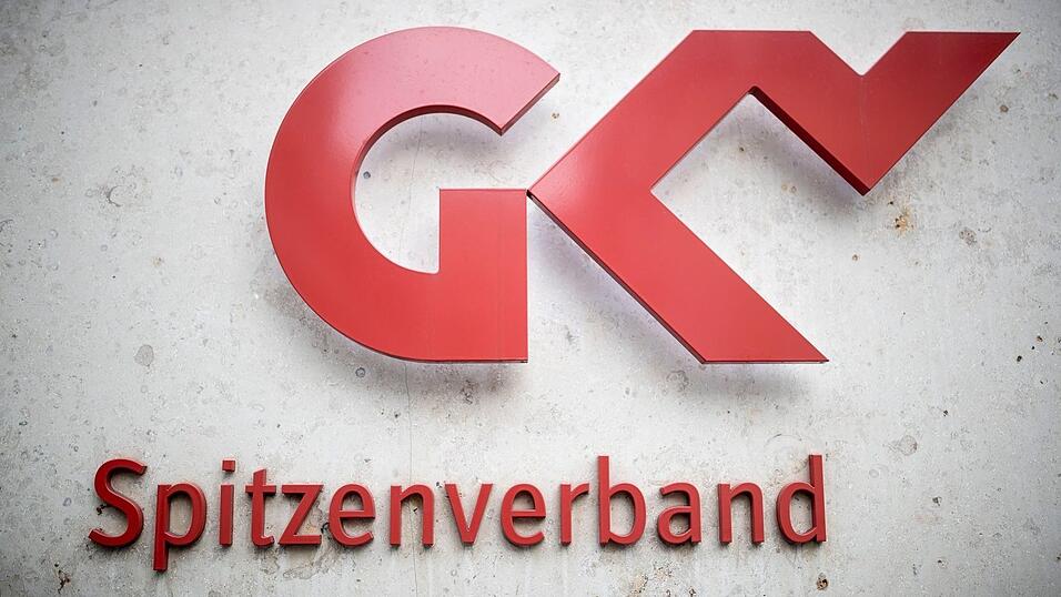 Der GKV-Spitzenverband, Vertreter der gesetzlichen Krankenkassen, streitet mit dem Bund um Milliardenkosten für Bürgergeldempfänger. (Archivbild)