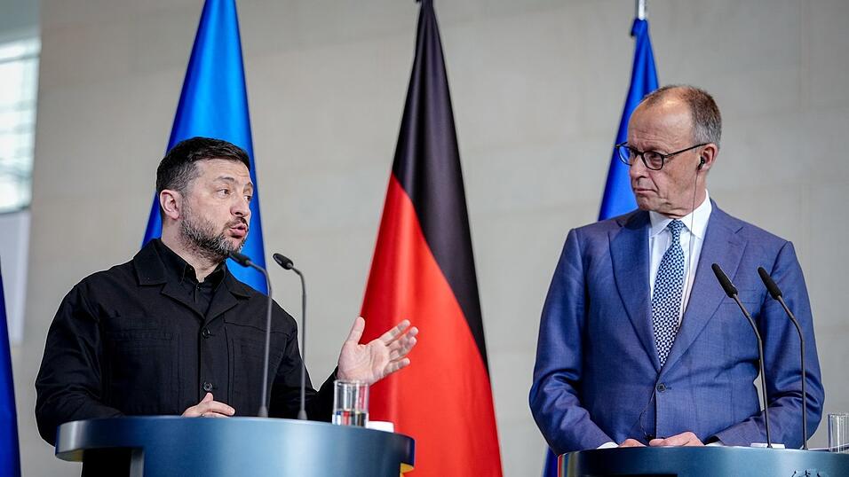 Deutschland und die Ukraine wollen noch enger zusammenarbeiten. Deutschland und die Ukraine wollen noch enger zusammenarbeiten.