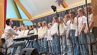 Im Unterstufenchor sollen die S&auml;nger laut Fachleitung Freude am Musikunterricht erfahren.