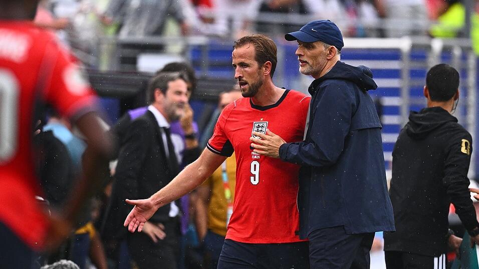 Der Trainer und sein Kapitän: Tuchel (r.) mit Kane. Der Trainer und sein Kapitän: Tuchel (r.) mit Kane.