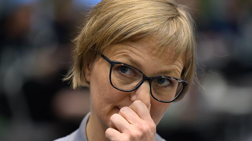 Grünen-Chefin Franziska Brantner kritisiert das Vorgehen in der Debatte über eine Rentenreform. (Archivbild) Grünen-Chefin Franziska Brantner kritisiert das Vorgehen in der Debatte über eine Rentenreform. (Archivbild)