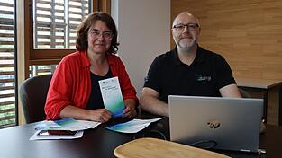 Sie halten die F&auml;den beim Treffpunkt Ehrenamt zusammen: Karin Zollner und Reinhold Huger.