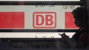 Die Deutsche Bahn meldet eine Störung im Zugverkehr.